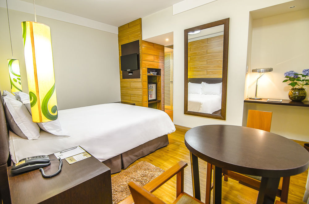 Stream Palace Hotel (Adults Only) Рібейран-Прету Екстер'єр фото